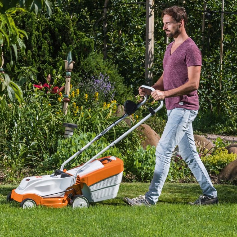 Газонокосилка. Газонокосилка Stihl RME 235. Газонокосилка электрическая Stihl RMA 235. Газонокосилка Stihl RMA 443.0. RMA 235.0 аккумуляторная газонокосилка.